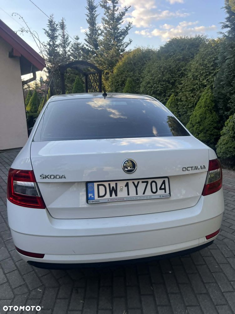 Skoda Octavia 2.0 TDI Drive - 6