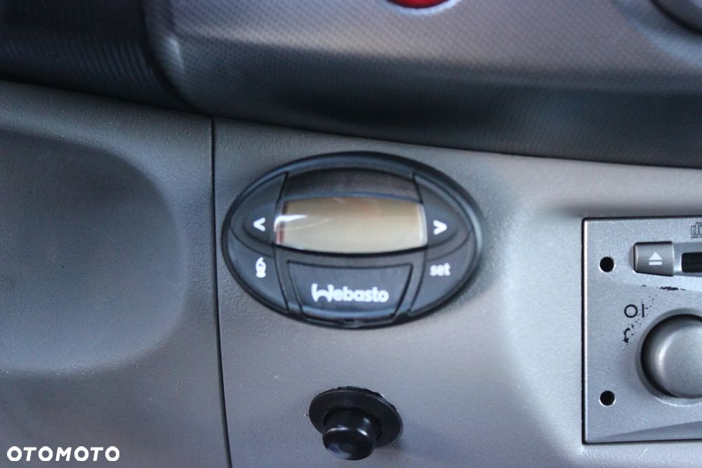 Mitsubishi L200 Pick Up 4x4 Intense Club Cab - 14