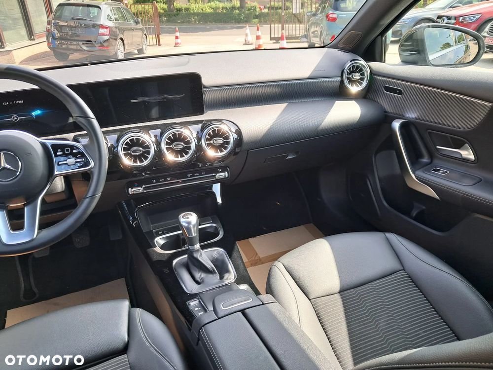 Mercedes-Benz Klasa A 200 d Progressive - 9
