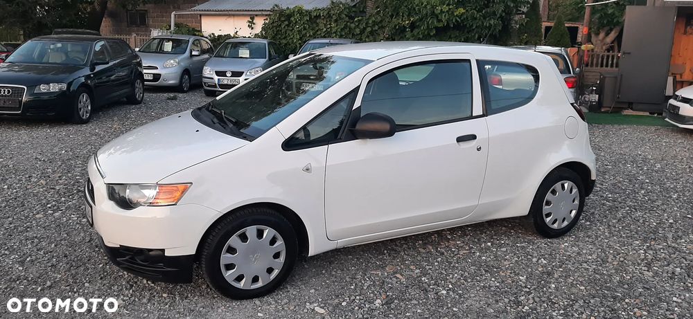 Mitsubishi Colt - 1