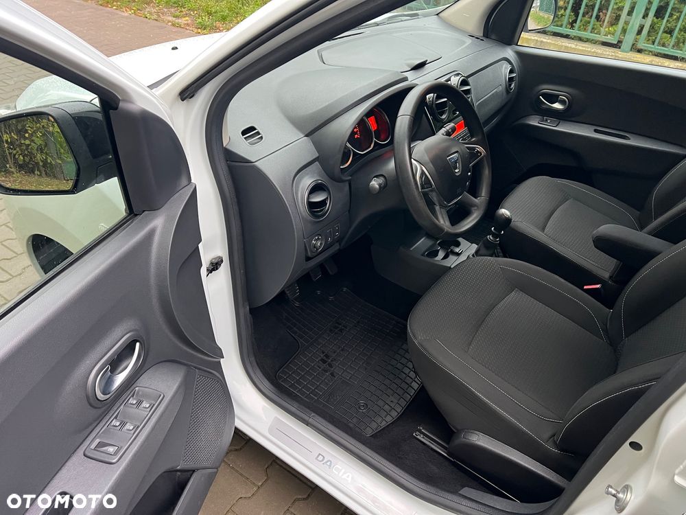 Dacia Lodgy 1.5 Blue dCi Laureate S&S - 11
