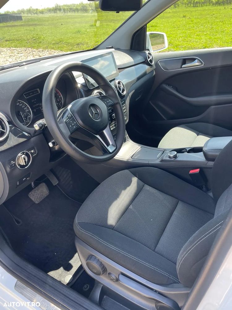 Mercedes-Benz B 180 CDI (BlueEFFICIENCY) 7G-DCT - 9