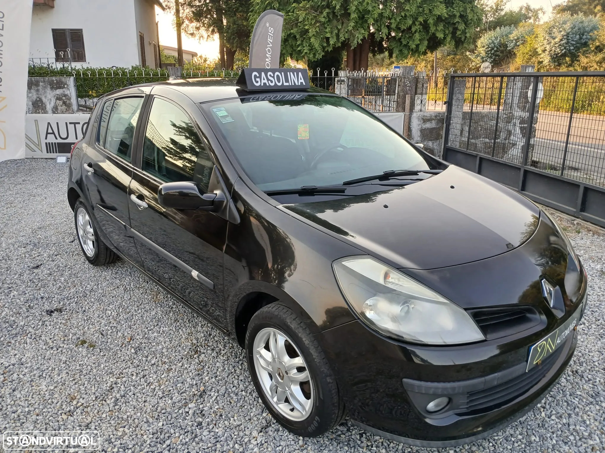 Renault Clio 1.2 Authentique - 7