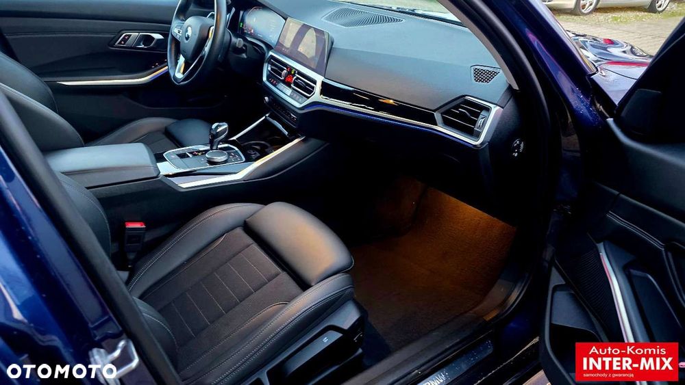 BMW Seria 3 320i GPF Advantage - 36