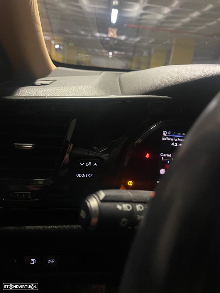 Lexus NX 450h+ Executive Plus - 26