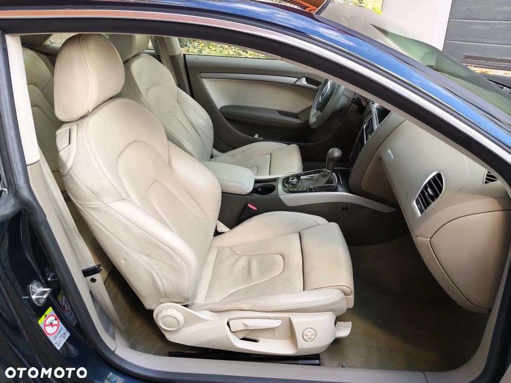 Audi A5 Coupé 2.7 TDI Multitronic - 15