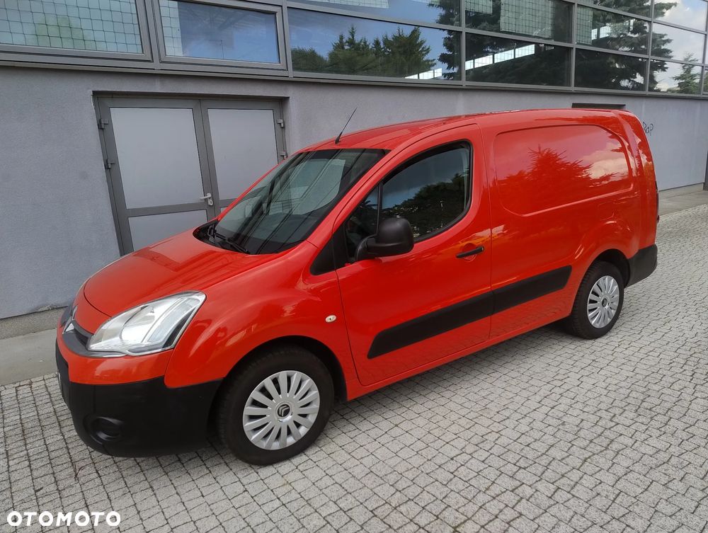 Citroën BERLINGO PO LIFT 1.6 HDI (90KM) 5-BIEGÓW LONG (L2H1) KLIMA STAN IDEALNY SUPER OPCJA 100% BEZWYPADKOWY SERWIS KM NIE MA RDZY ! ! ! - 2