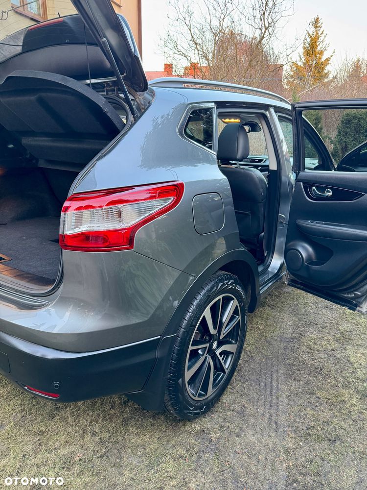 Nissan Qashqai 1.6 dCi Xtronic TEKNA+ - 5