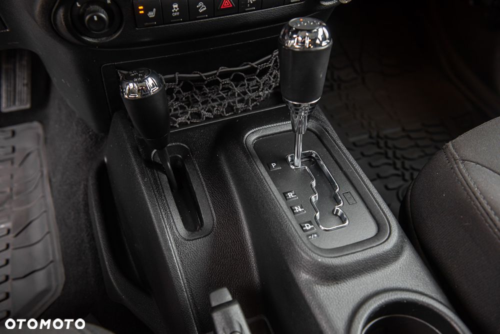 Jeep Wrangler - 20