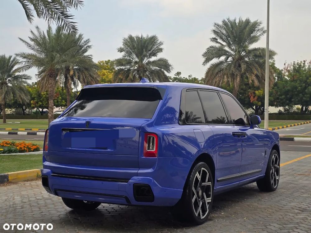 Rolls-Royce Cullinan - 5