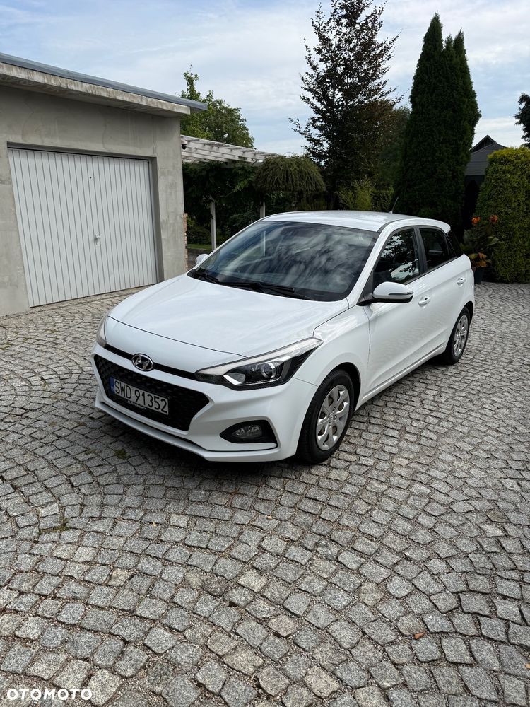 Hyundai i20 1.2 BlueDrive Elegant - 1