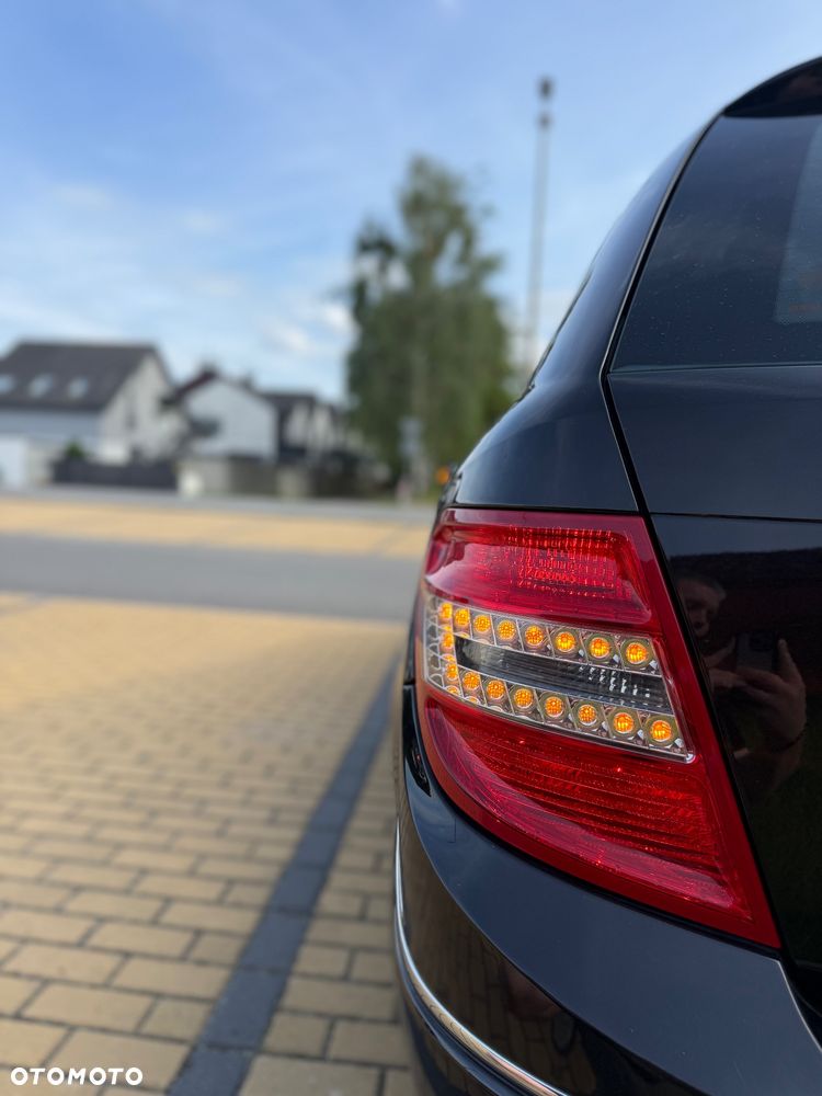 Mercedes-Benz Klasa C 200 CDI DPF Automatik BlueEFFICIENCY SPORT EDITION - 11