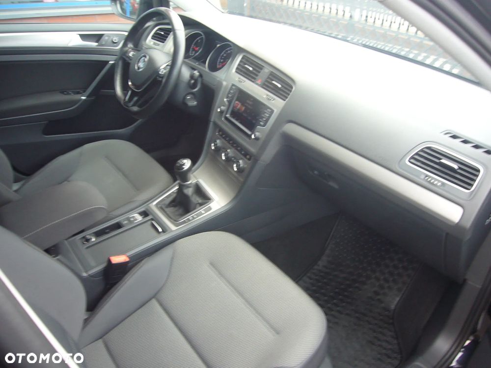 Volkswagen Golf 1.6 TDI BMT Highline - 18