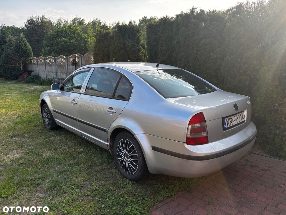 Skoda Superb 2.5 TDI Comfort - 3