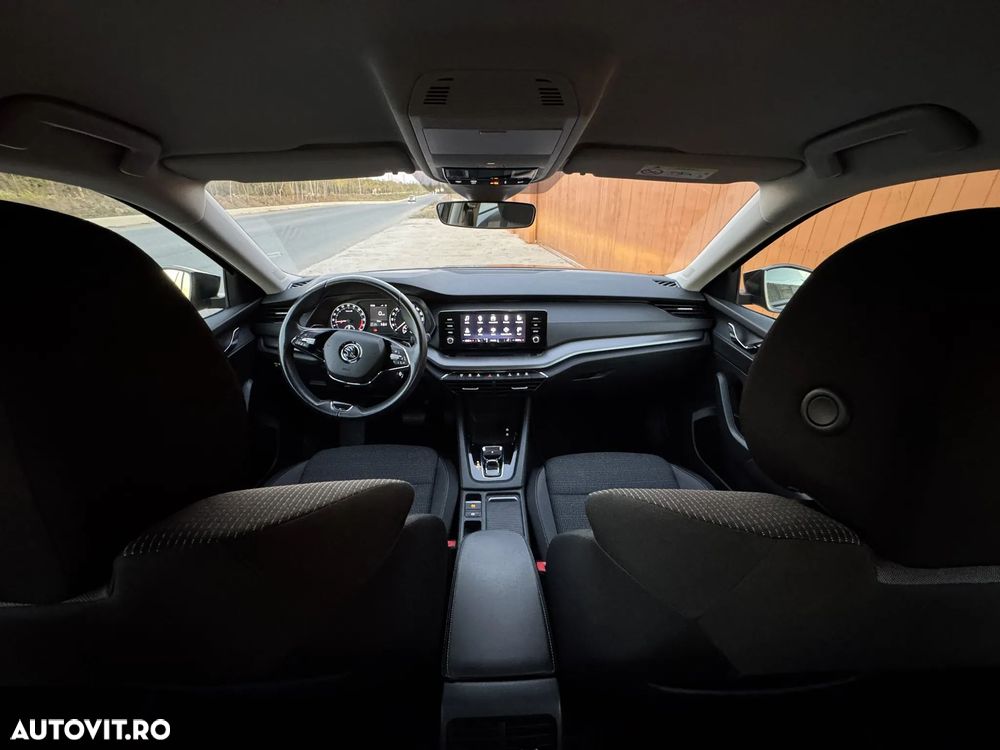 Skoda Octavia 2.0 TDI DSG Ambition - 10