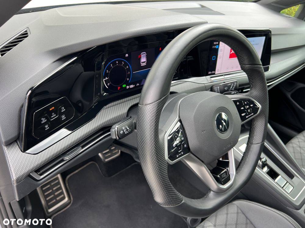 Volkswagen Golf Variant 1.5 eTSI OPF DSG R-Line - 24