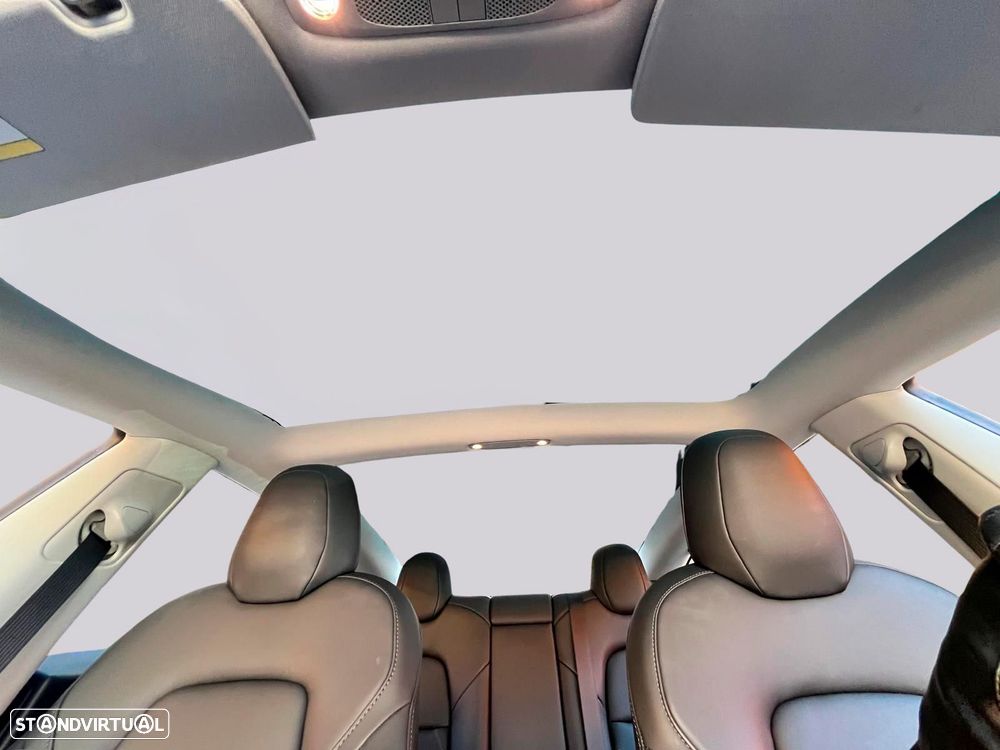 Tesla Model 3 - 15