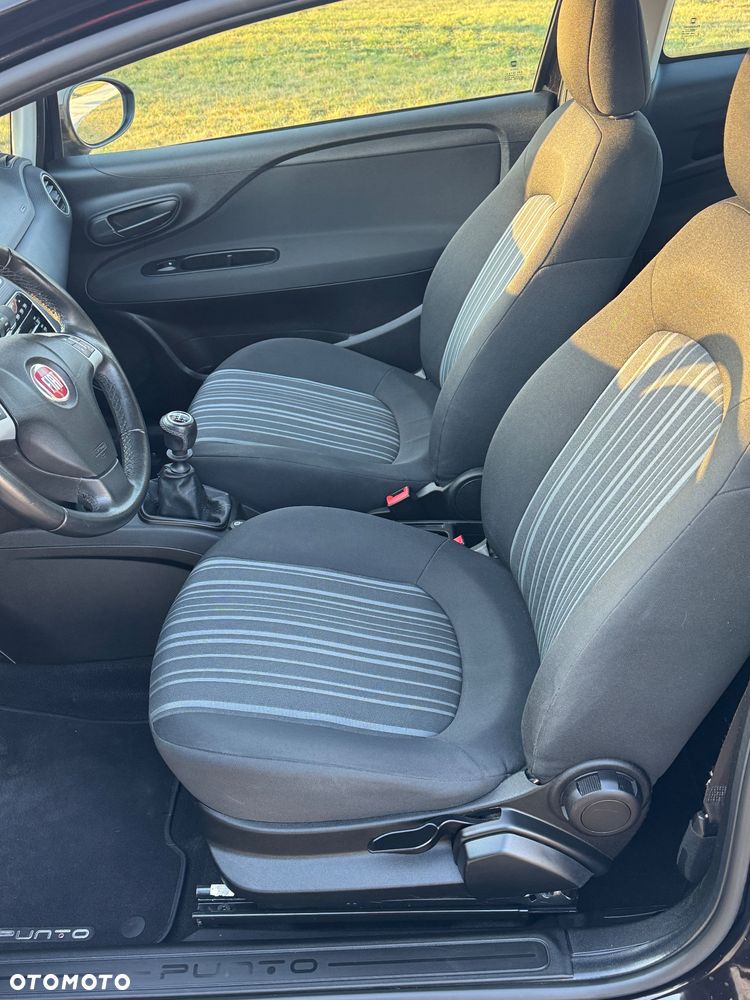 Fiat Punto Evo 1.4 8V Dynamic Euro5 - 12