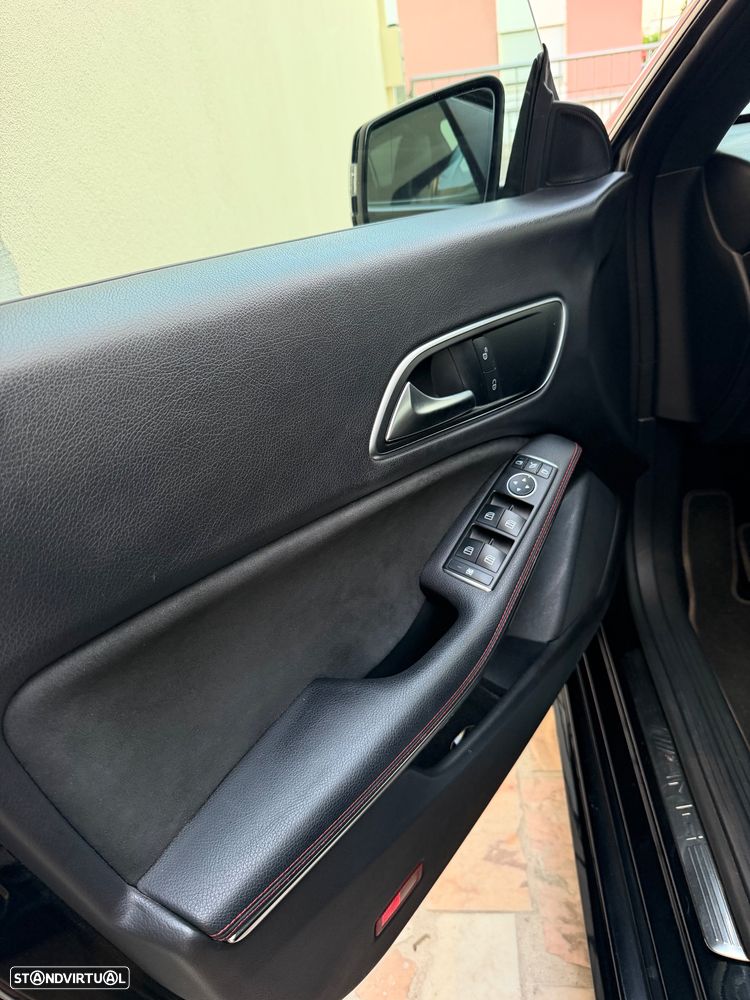 Mercedes-Benz CLA 45 AMG 4Matic Speedshift 7G-DCT - 9