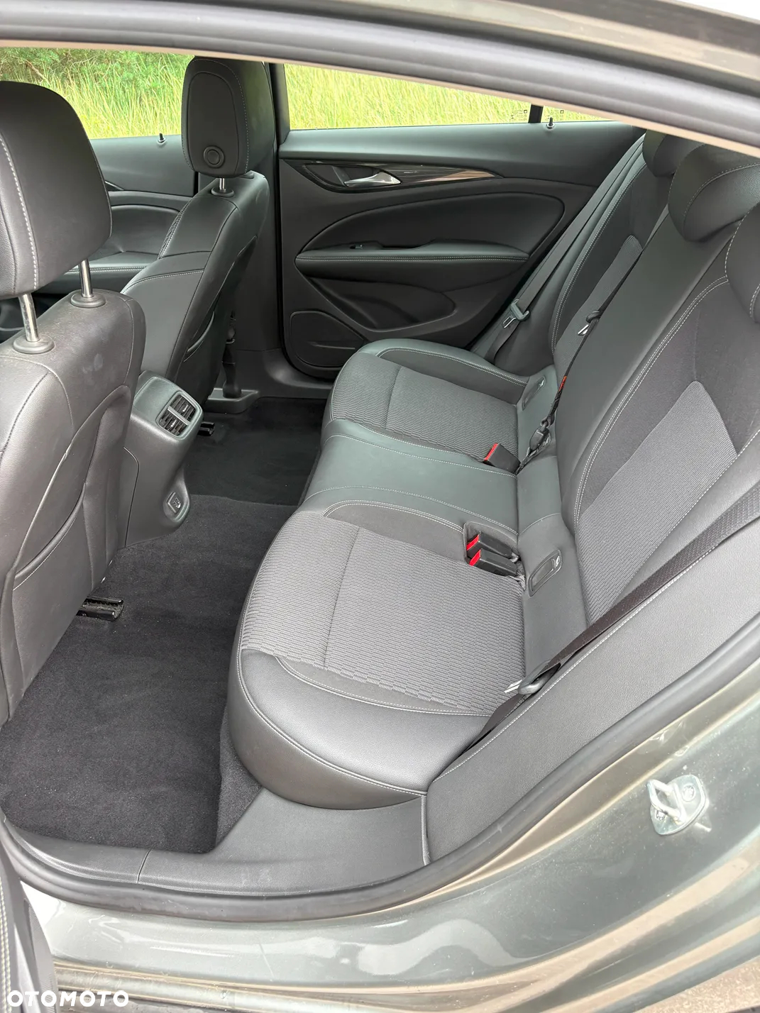 Opel Insignia 1.5 T GPF Elite S&S - 10