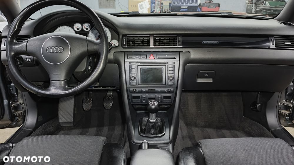 Audi A6 ver-a6-2-7t-quattro - 33