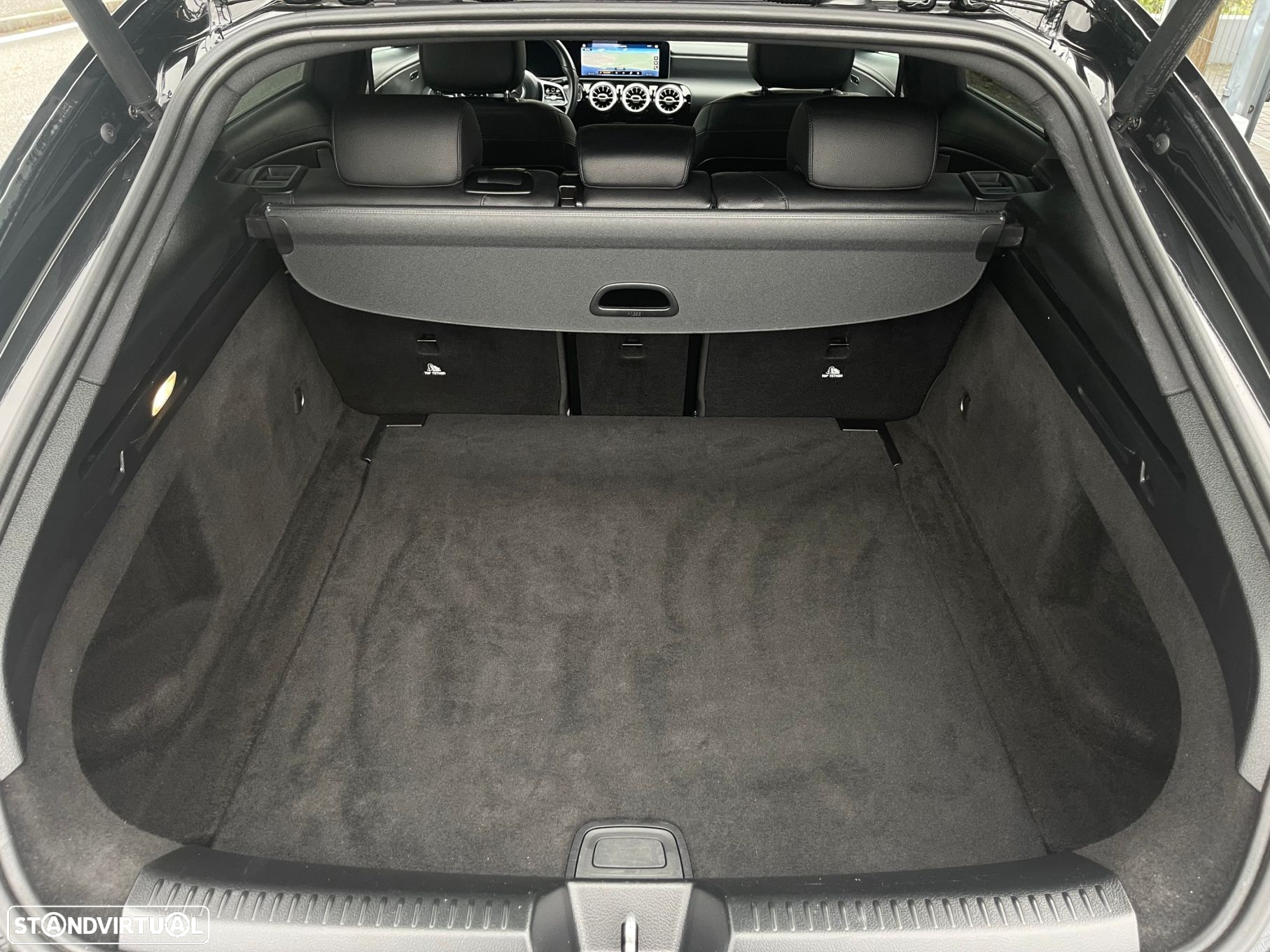 Mercedes-Benz CLA 180 - 10