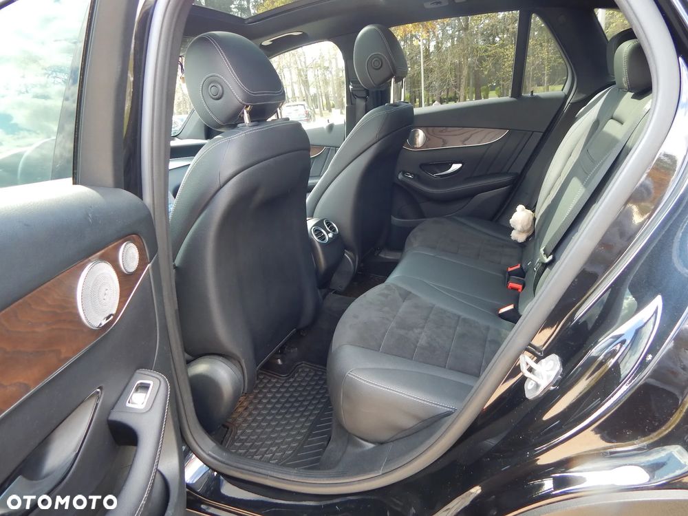 Mercedes-Benz GLC - 18