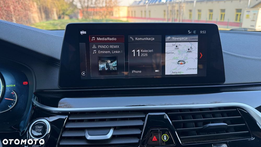 BMW Seria 5 530i xDrive - 9