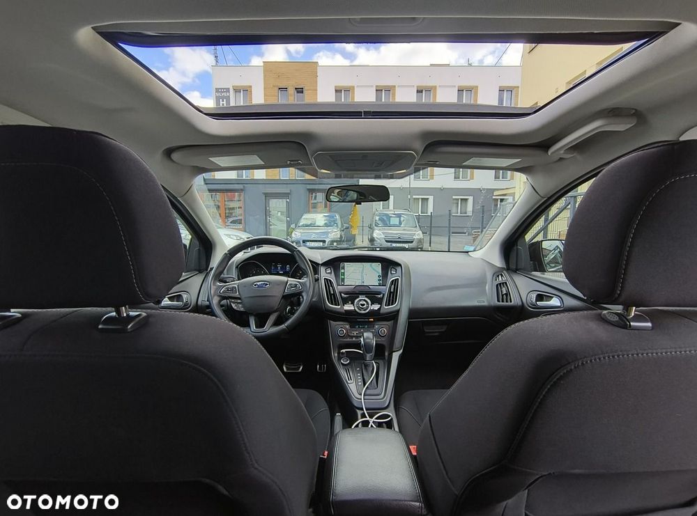 Ford Focus - 12