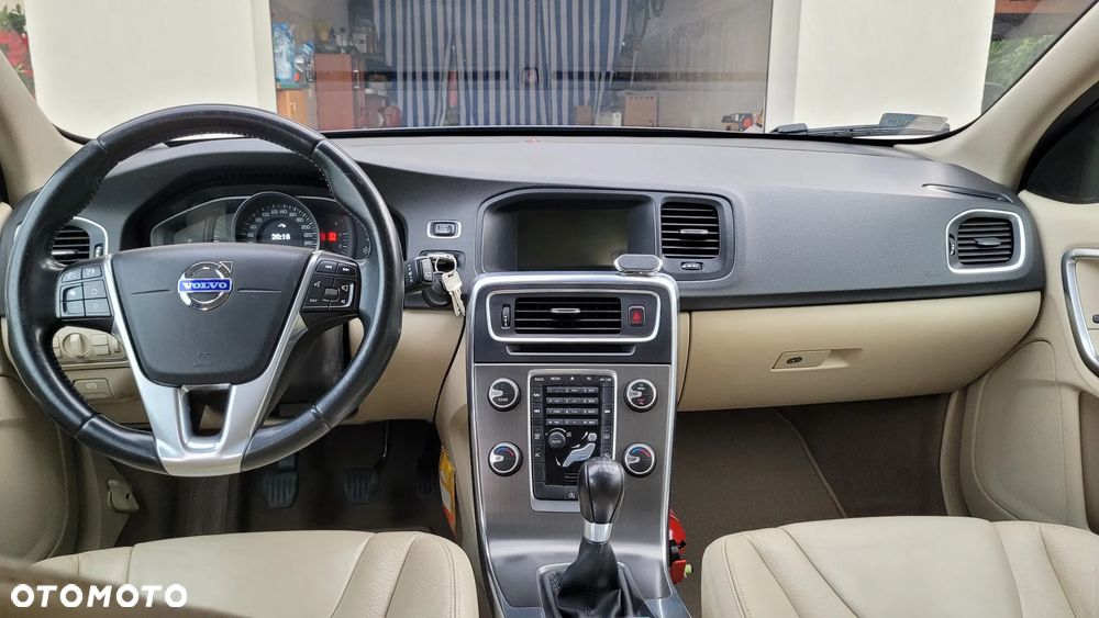 Volvo V60 D2 - 7