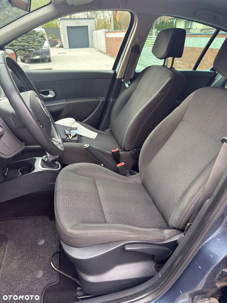 Renault Clio 1.2 16V Alize Euro5 - 17