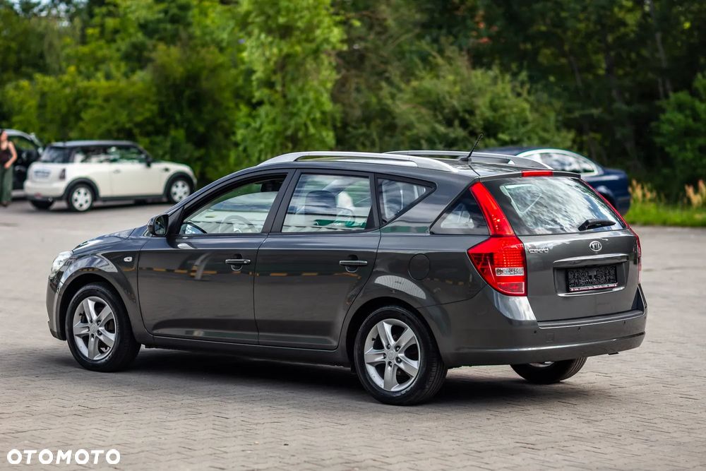Kia Ceed 1.4 CVVT - 10