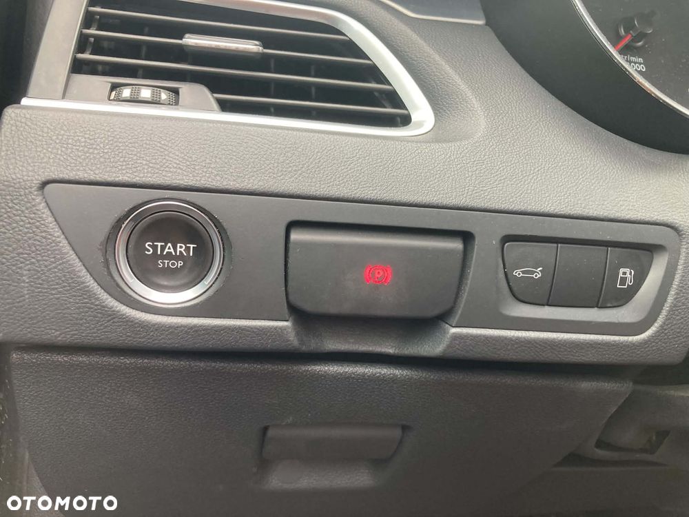 Peugeot 508 BlueHDi FAP 180 Automatik Stop&Start Allure - 37
