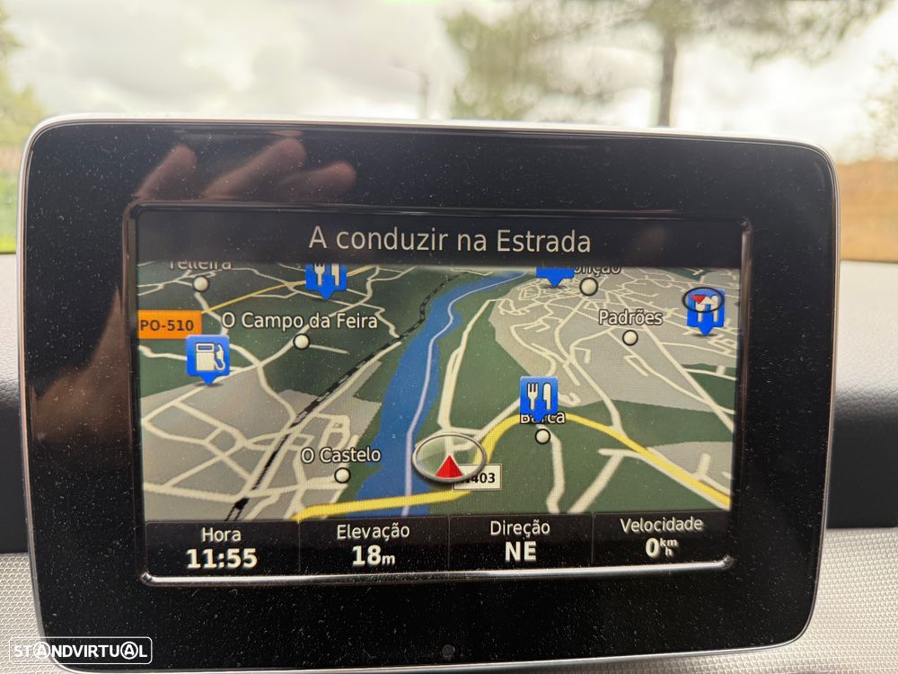 Mercedes-Benz CLA 200 d Shooting Brake - 13