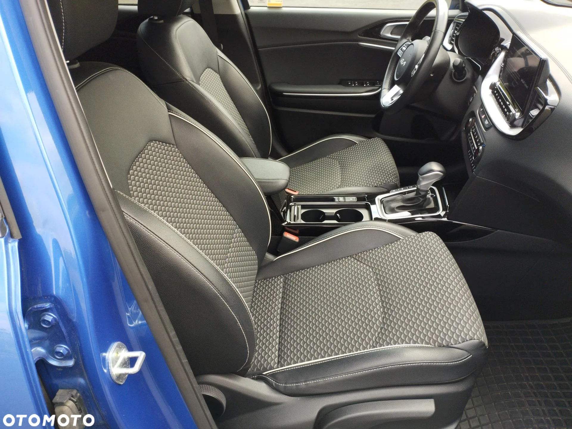 Kia XCeed 1.5 T-GDI Business Line DCT - 22