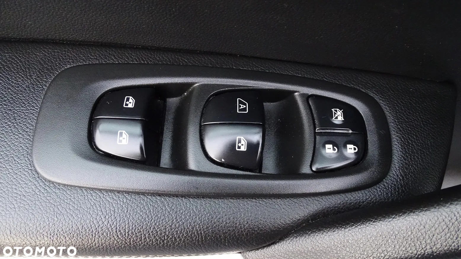 Renault Kadjar Energy dCi 110 EDC Bose Edition - 17