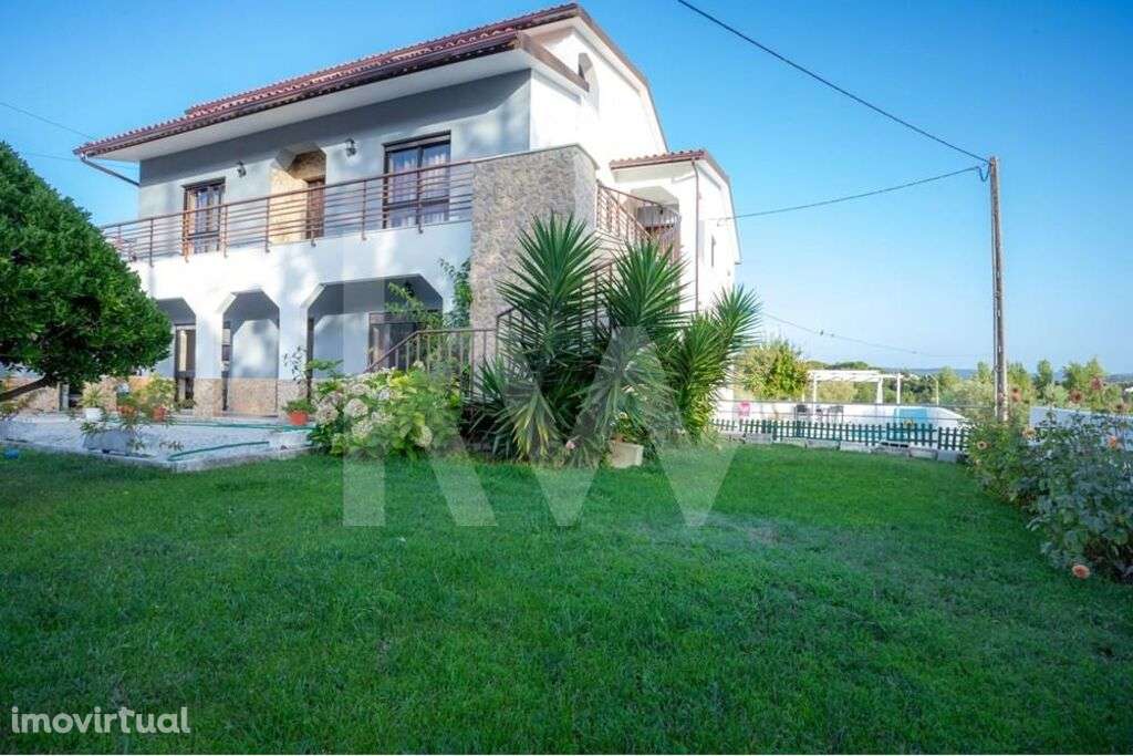 Moradia isolada Tipologia T3 com piscina em Fonte da Relva (Soure) - Grande imagem: 2/60