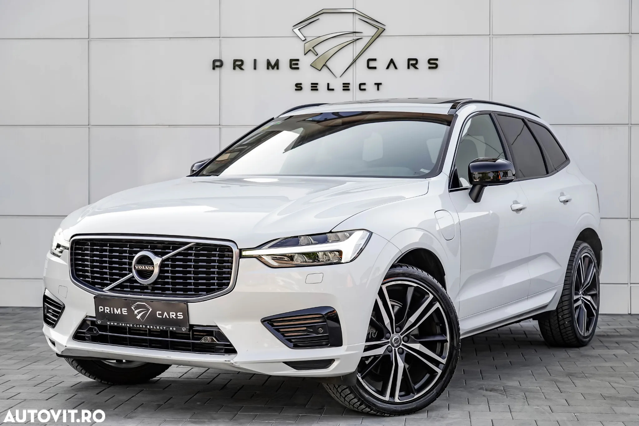 Volvo XC 60 T8 AWD Recharge Geartronic RDesign - 27