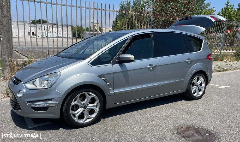 Ford S-Max 2.0 TDCi Titanium 7L - 2