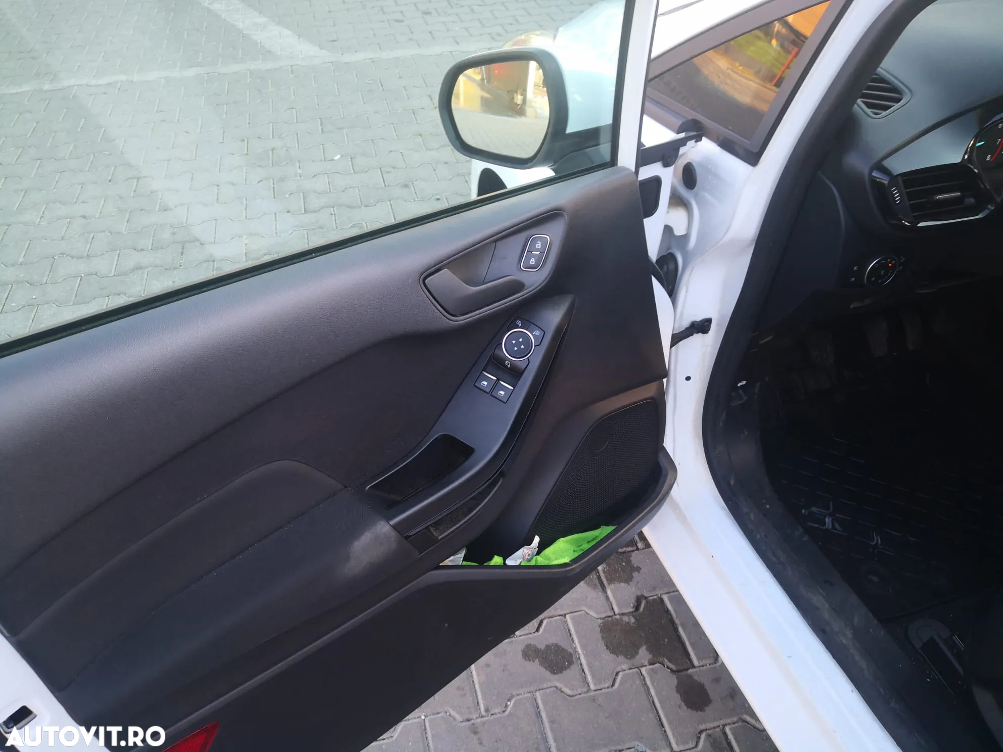 Ford Fiesta 1.0 EcoBoost Active II - 8