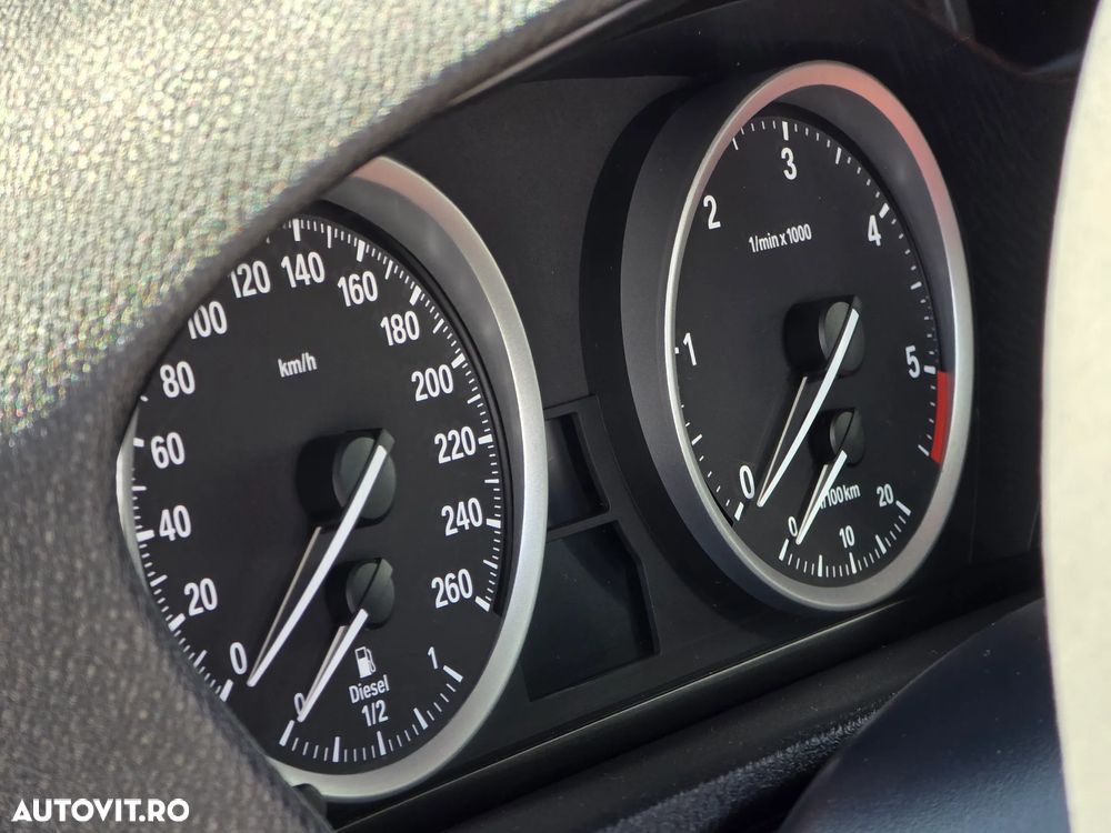 BMW X6 xDrive40d - 29