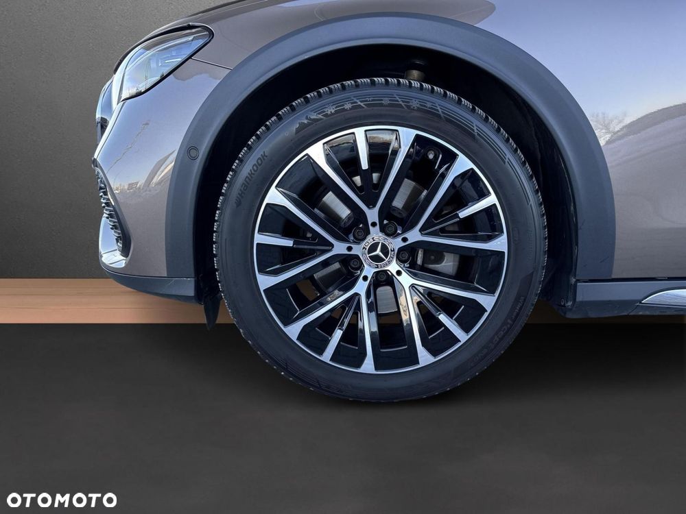 Mercedes-Benz Klasa E - 19