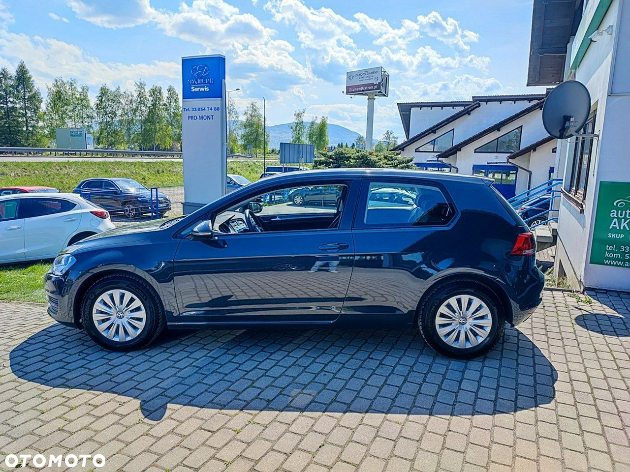 Volkswagen Golf - 8