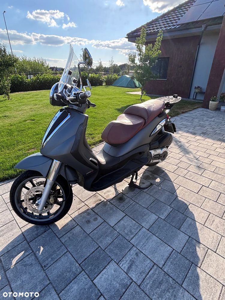 Piaggio Beverly - 1