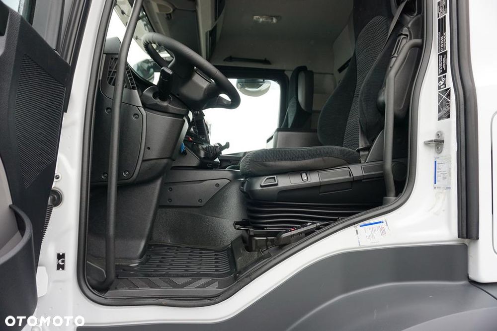 Mercedes-Benz ANTOS / 1830 / EURO 6 / CHŁODNIA + WINDA / 18 PALET - 38