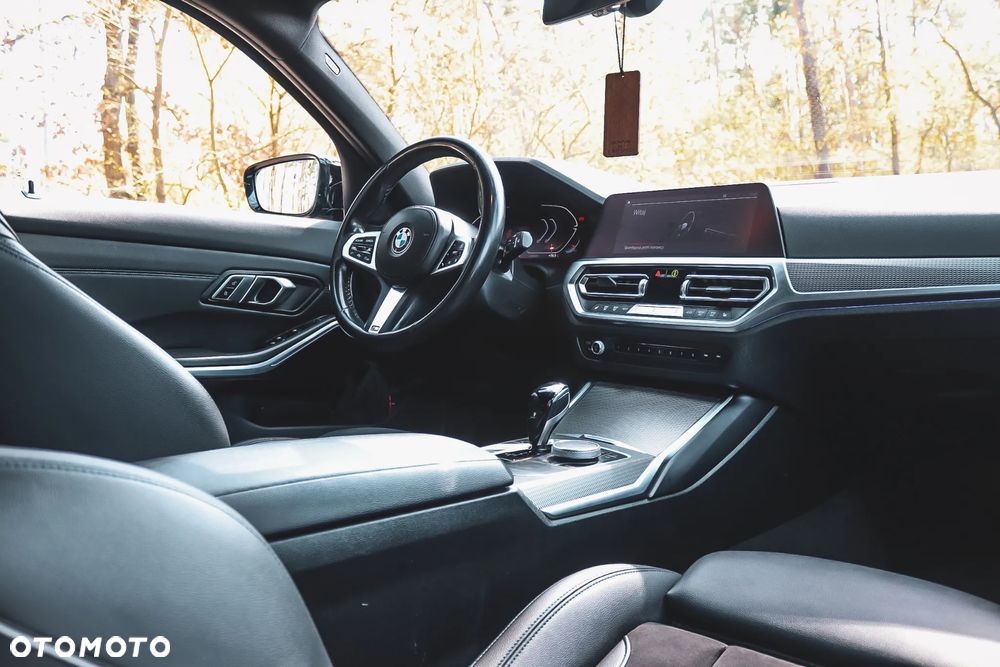 BMW Seria 3 320d M Sport Shadow sport - 25