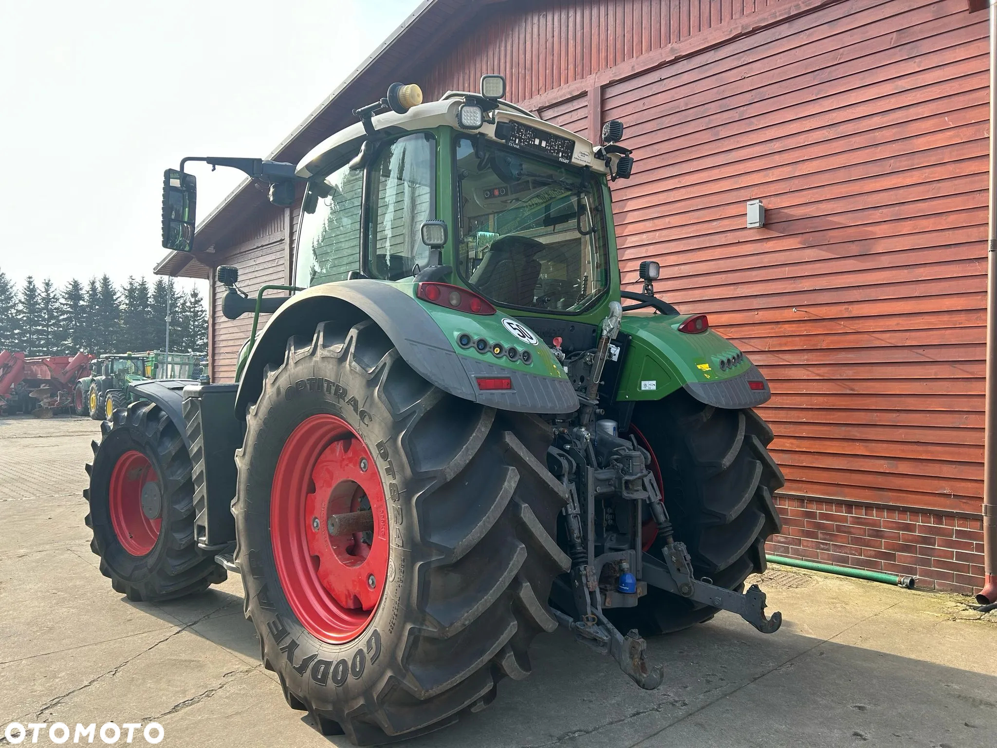 Fendt 724 PROFI PLUS - 4
