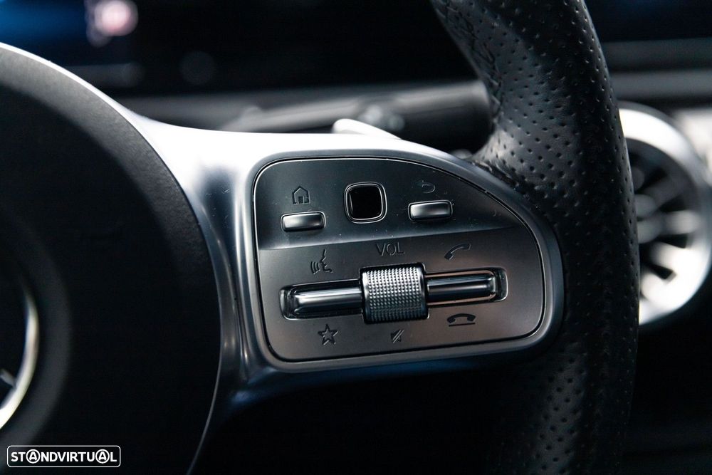 Mercedes-Benz A 250 Limousine e AMG Line - 31