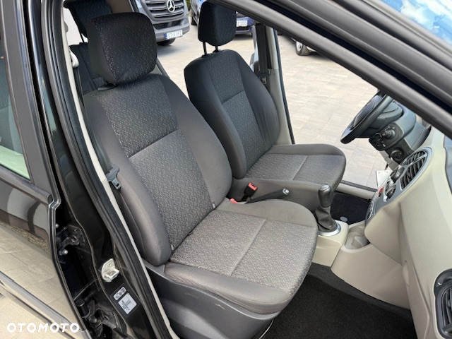 Renault Modus 1.2 16V Dynamique - 21