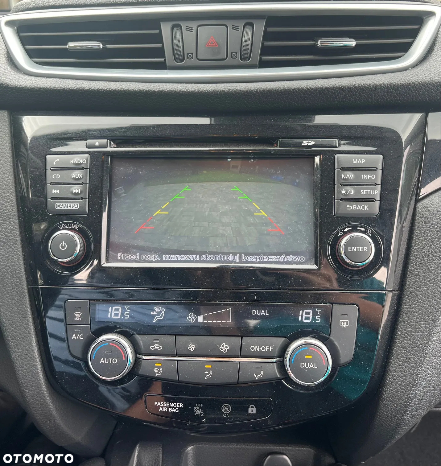 Nissan Qashqai 1.2 DIG-T N-Connecta EU6 - 18